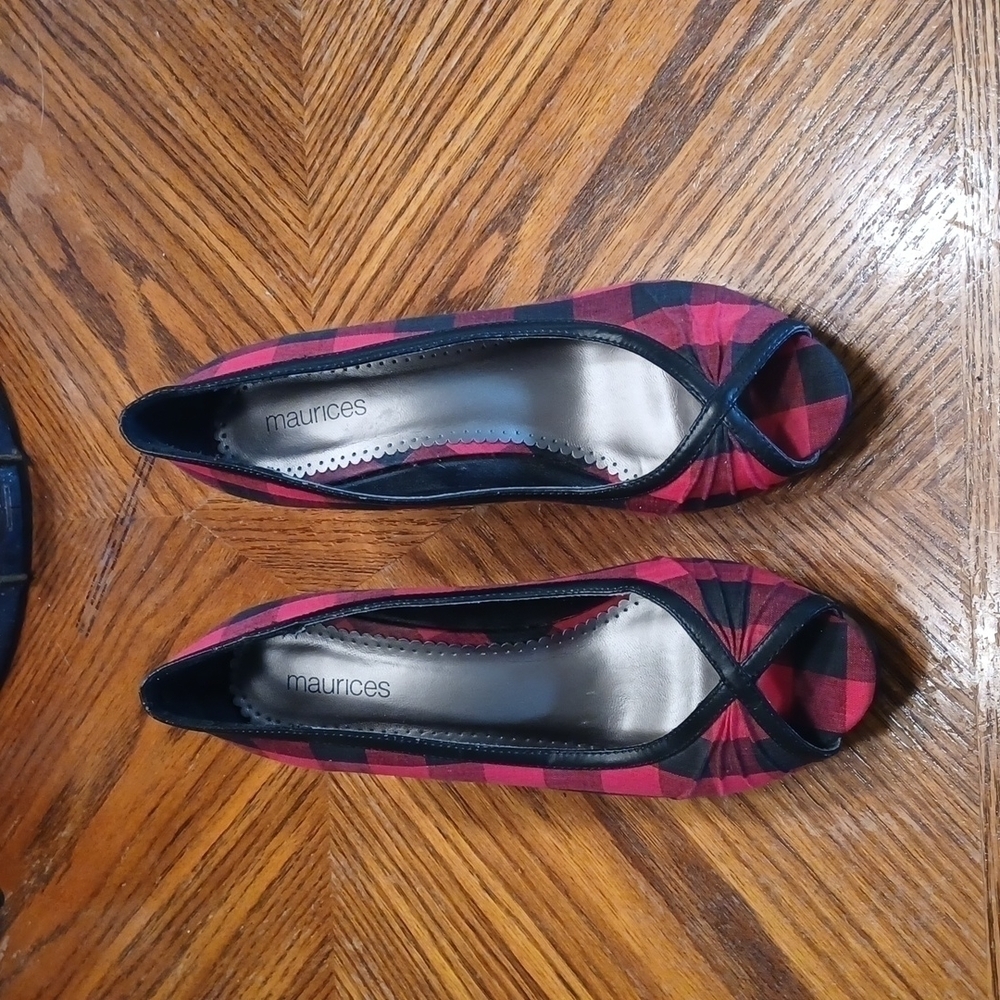 MAURICES Platform Peep Toe Heels